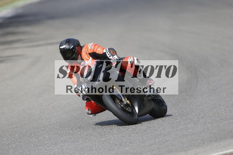 /37 09.08.2026  Pluess Motosport ADR/Freies Fahren/41